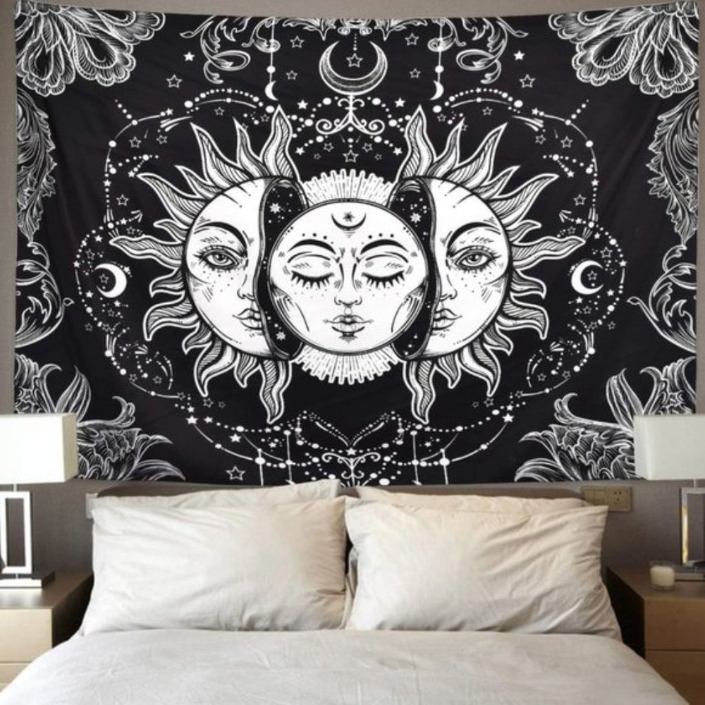 Sun with Stars on Dark Sky Wall Decor Tapestry